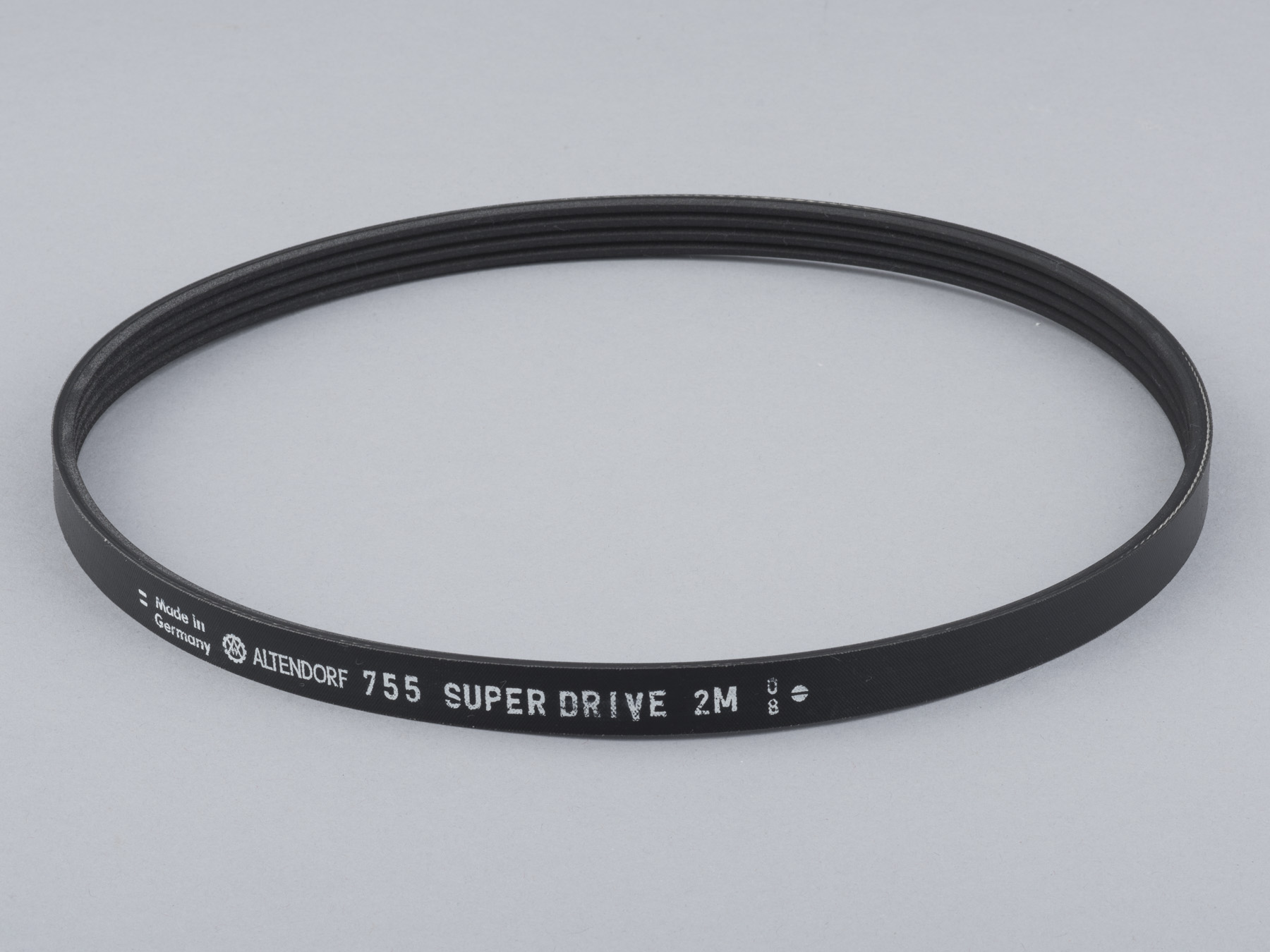 Keilrippenriemen  4PK 755 3-Drehz. 50Hz