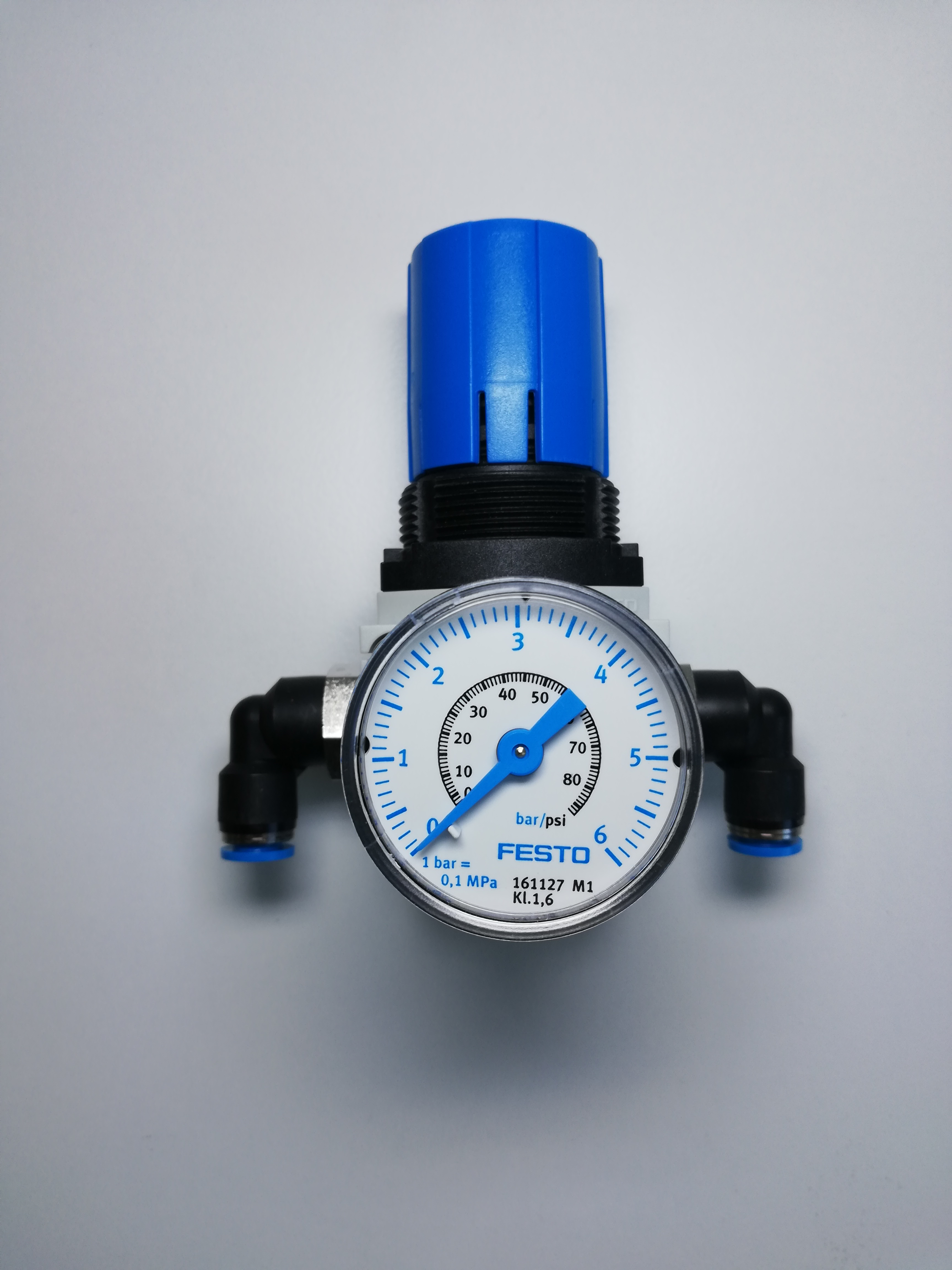 Druckminderer mit Manometer